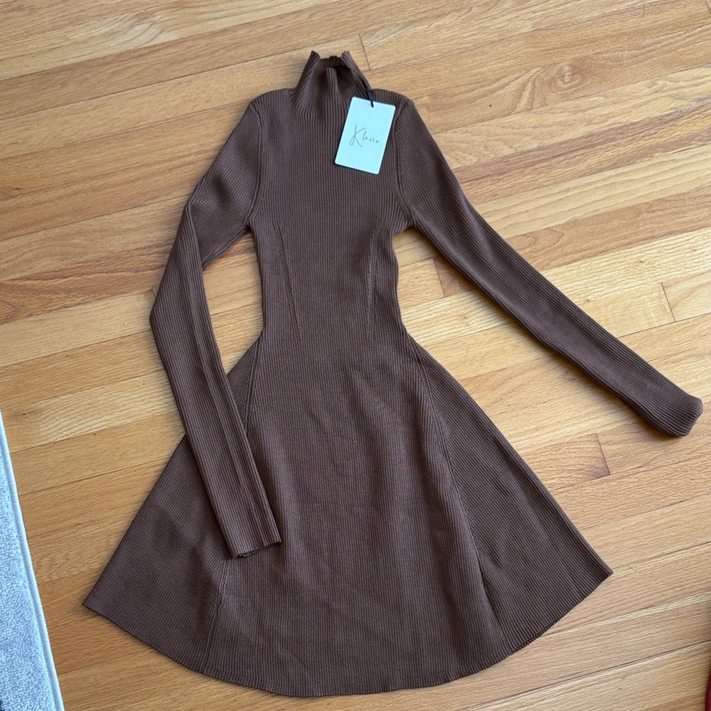 Elegant Brown Long Sleeve Dress